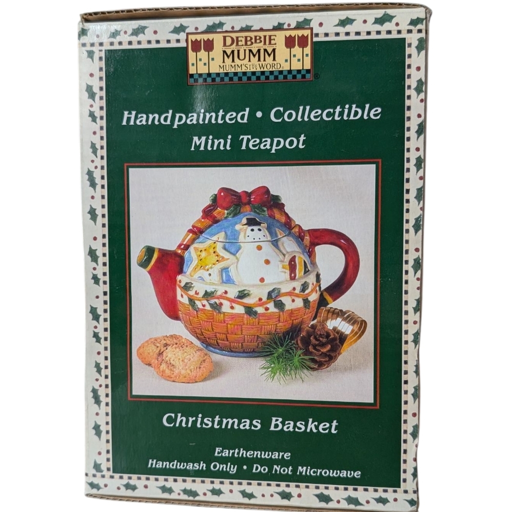 Debbie Mumm Christmas Basket Teapot - Picture 3 of 13